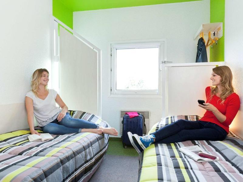 Hotelf1 Lille Tourcoing Nord Roncq Exterior foto